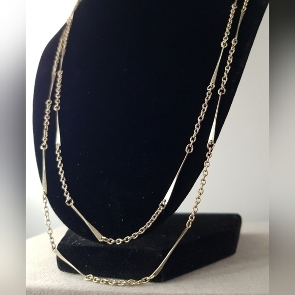 5/25$  Vintage two strand silver tone chain